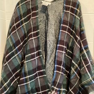 Ladies BCB Generation Shawl Poncho Wrap one size